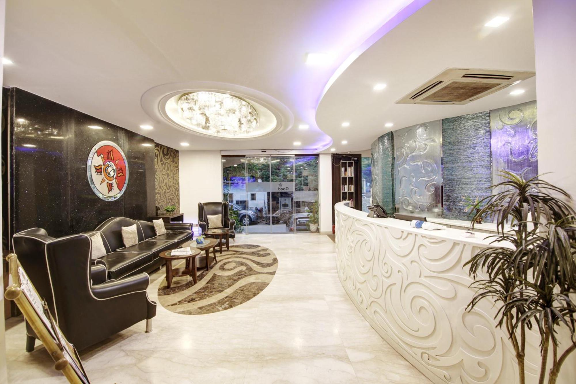 Hotel Good Times Near Ganga Ram Hospital And Karol Bagh Metro Делі Екстер'єр фото