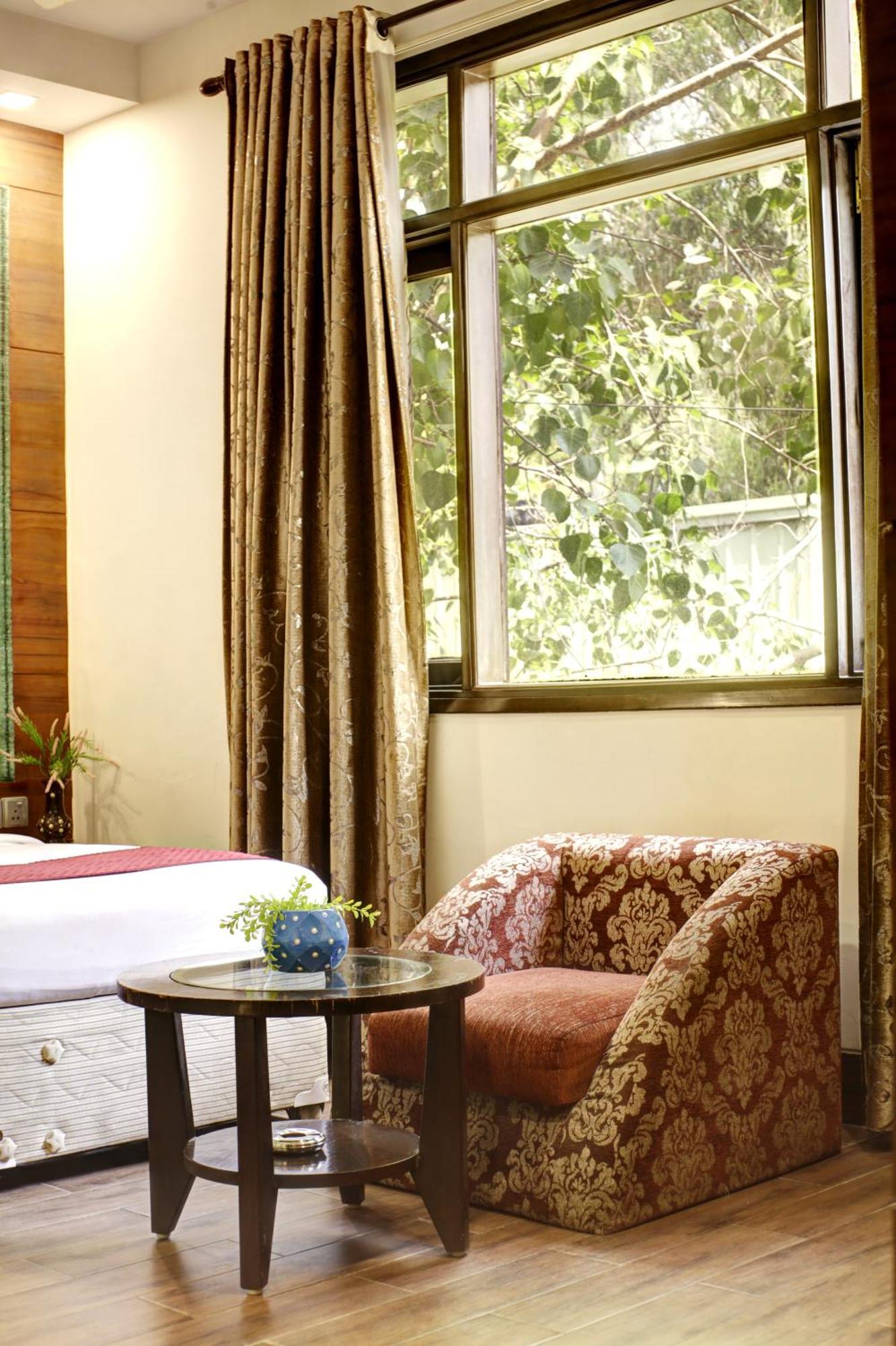 Hotel Good Times Near Ganga Ram Hospital And Karol Bagh Metro Делі Екстер'єр фото